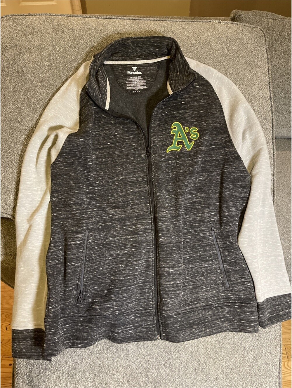 Fanatics Oakland Athletics men's Heather Gray Full Zip Track Jacket Size 2XL